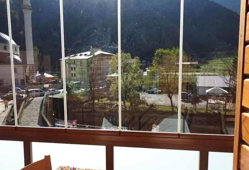Zengin Motel