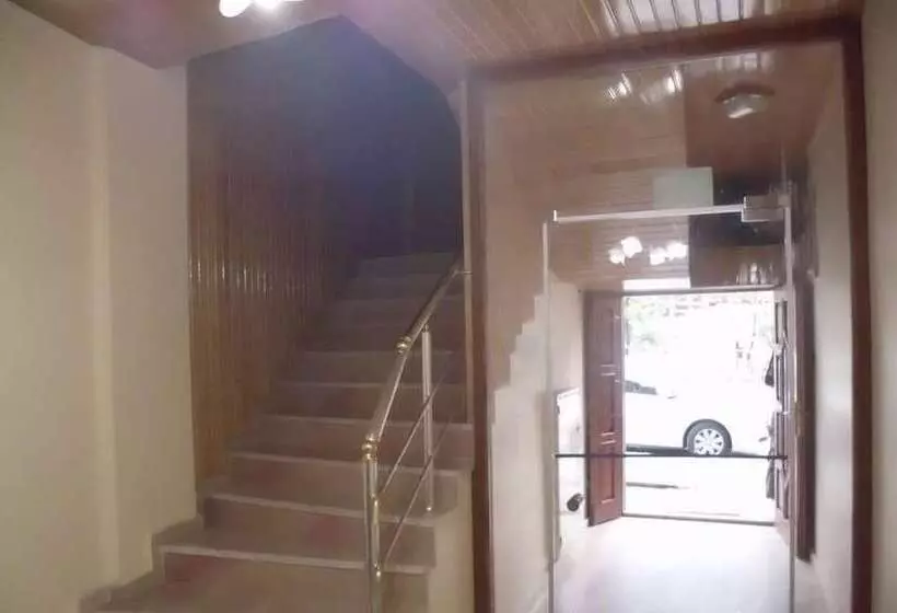 Zengin Motel