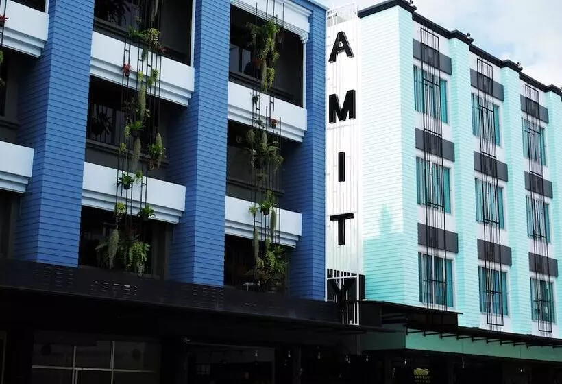هاستل Amity Poshtel