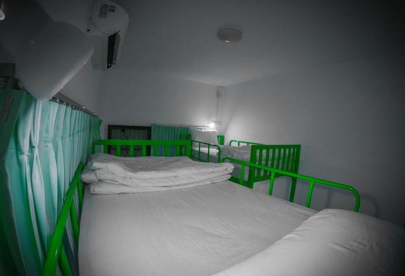 Chill Bed Hostel