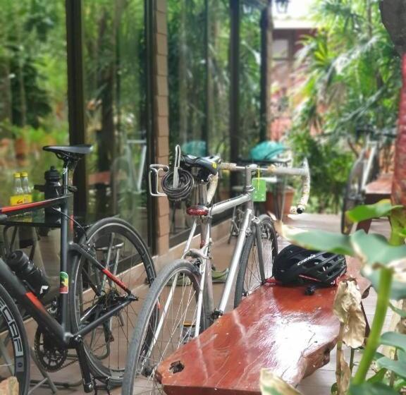 Hotell Baan Suan Phidchamika