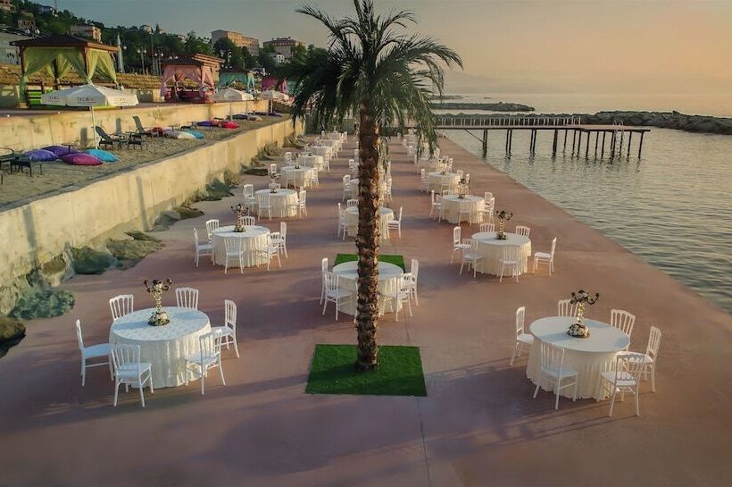 Babillon Hotel Spa & Restaurant