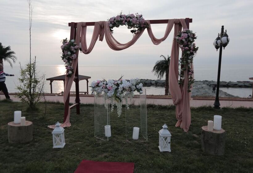 Babillon Hotel Spa & Restaurant