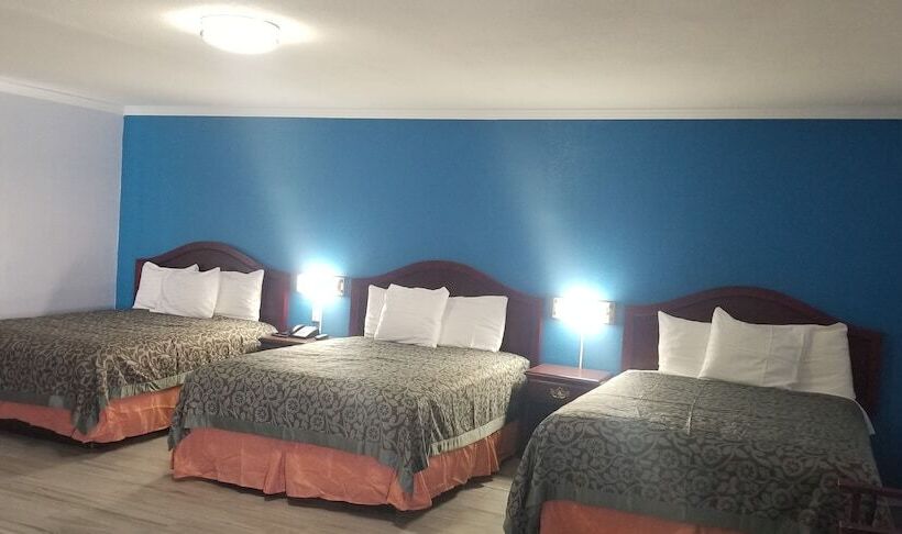 Отель Carrizo Executive Inn