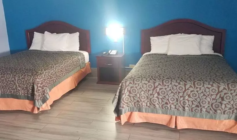 ホテル Carrizo Executive Inn