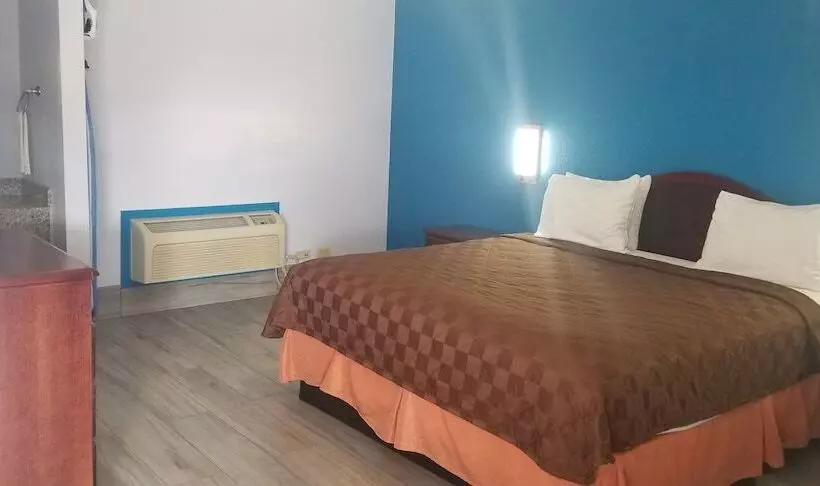 ホテル Carrizo Executive Inn
