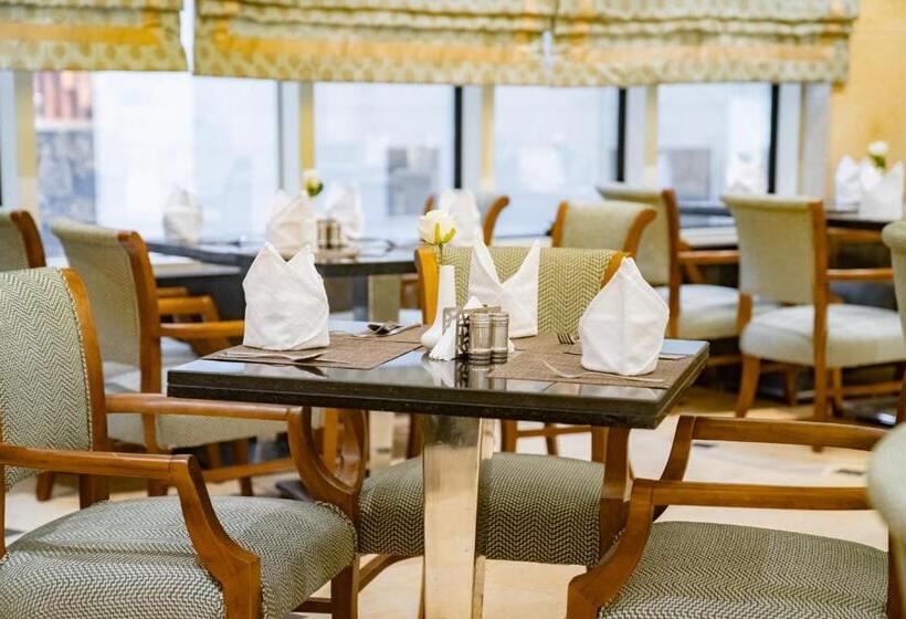 Отель Emaar Grand