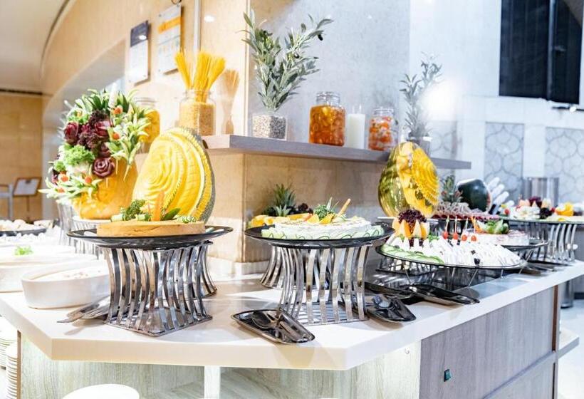 Отель Emaar Grand