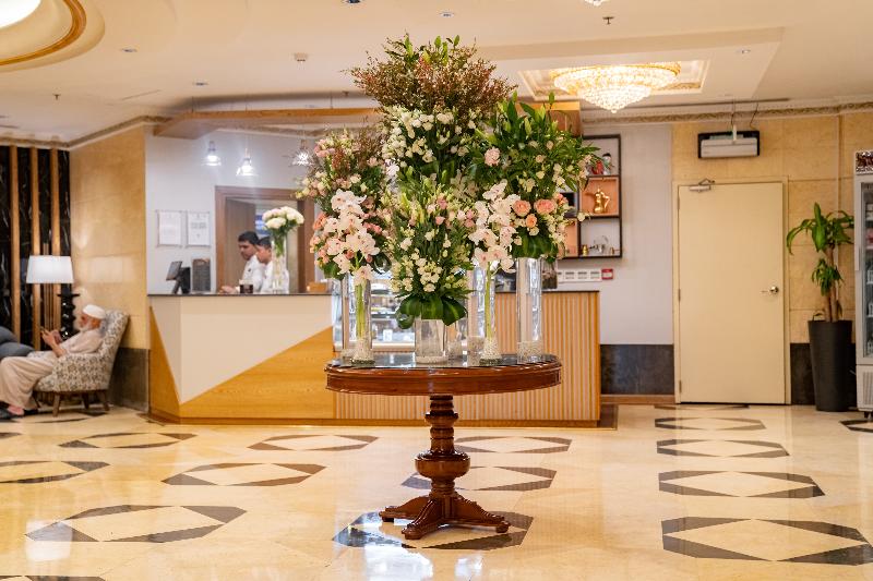 Отель Emaar Grand