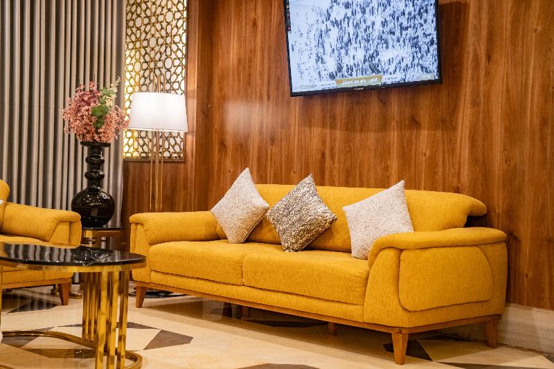 Отель Emaar Grand