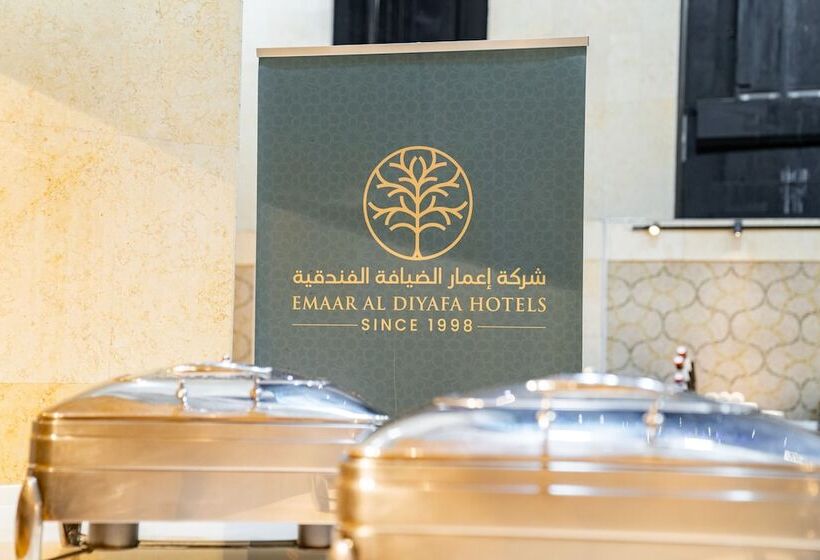 Отель Emaar Grand