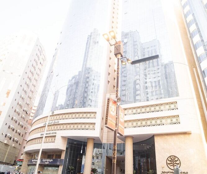 Отель Emaar Grand