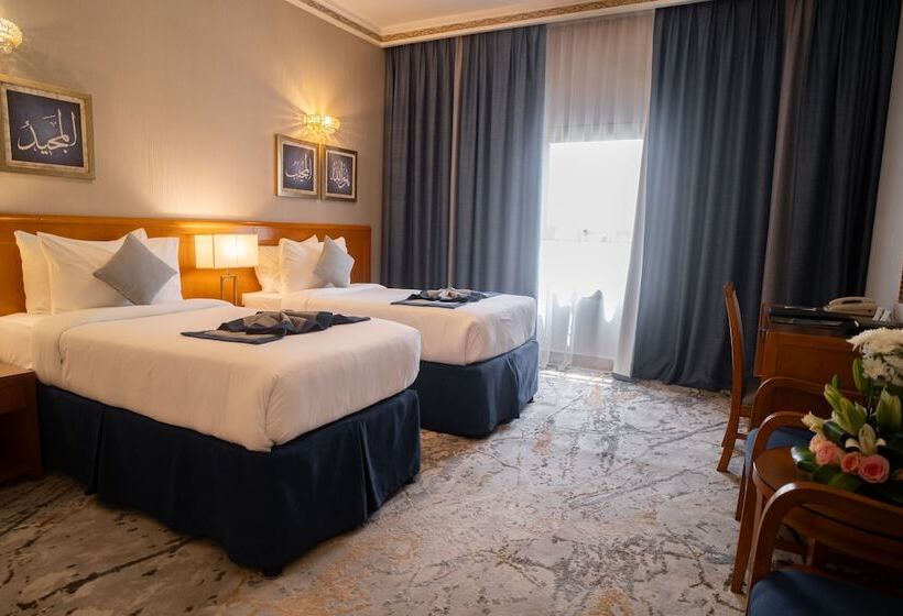 Отель Emaar Grand