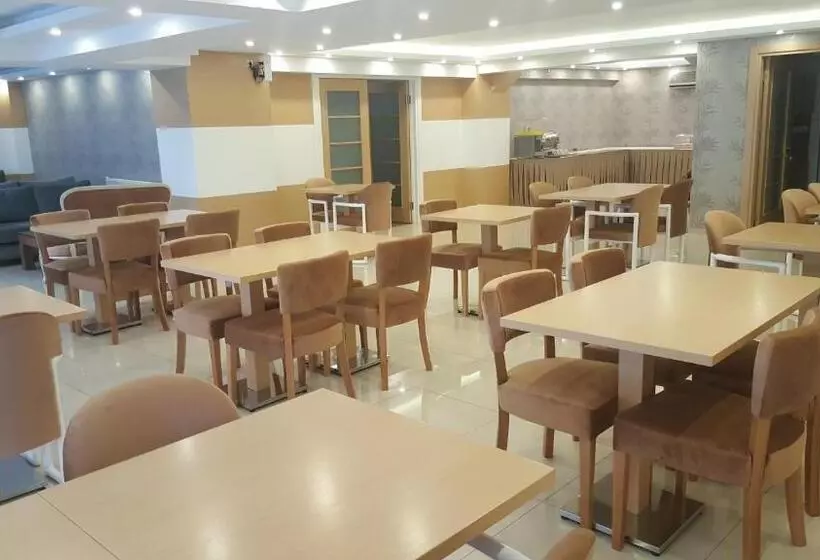 ホテル Kabacam Aydin
