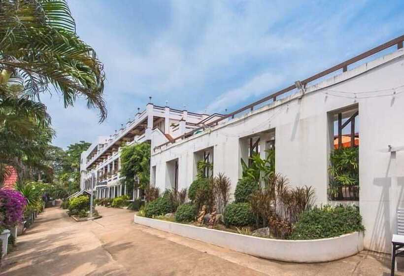 Otel Maldives Beach Resort