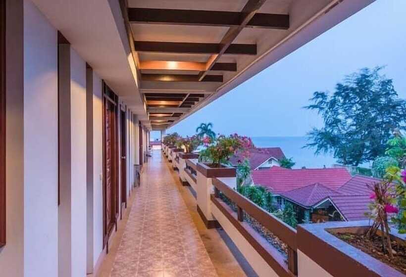 Otel Maldives Beach Resort