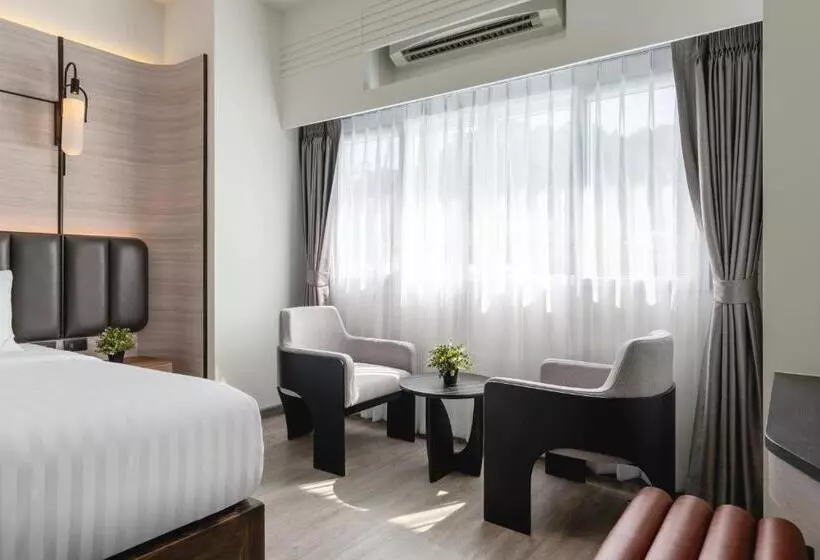 Panmanee Hotel Newly Renovated