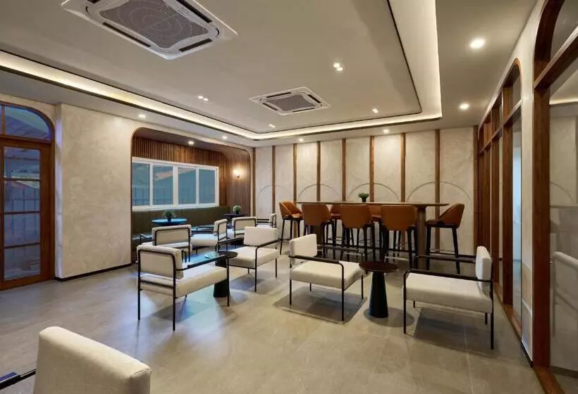 Panmanee Hotel Newly Renovated