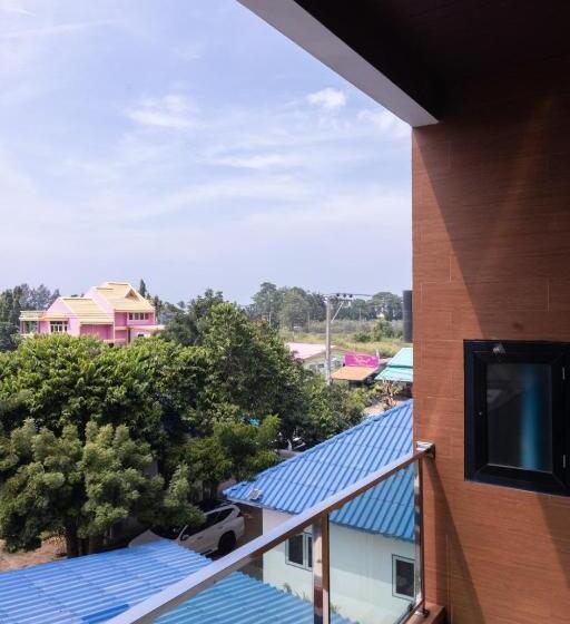 Hotelli Tribe Pattaya Sha Certificated