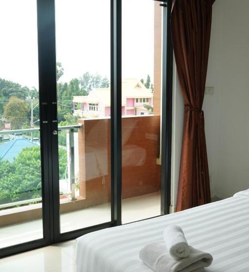 Hotelli Tribe Pattaya Sha Certificated