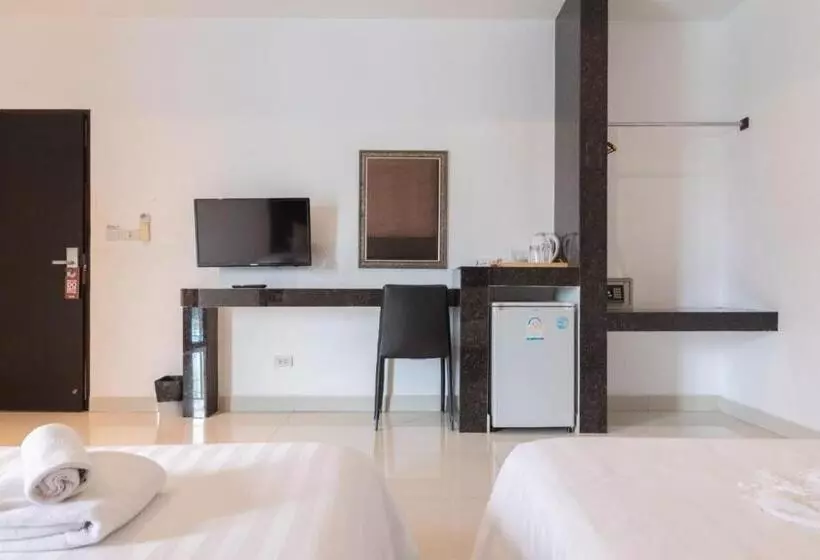Hotelli Tribe Pattaya Sha Certificated