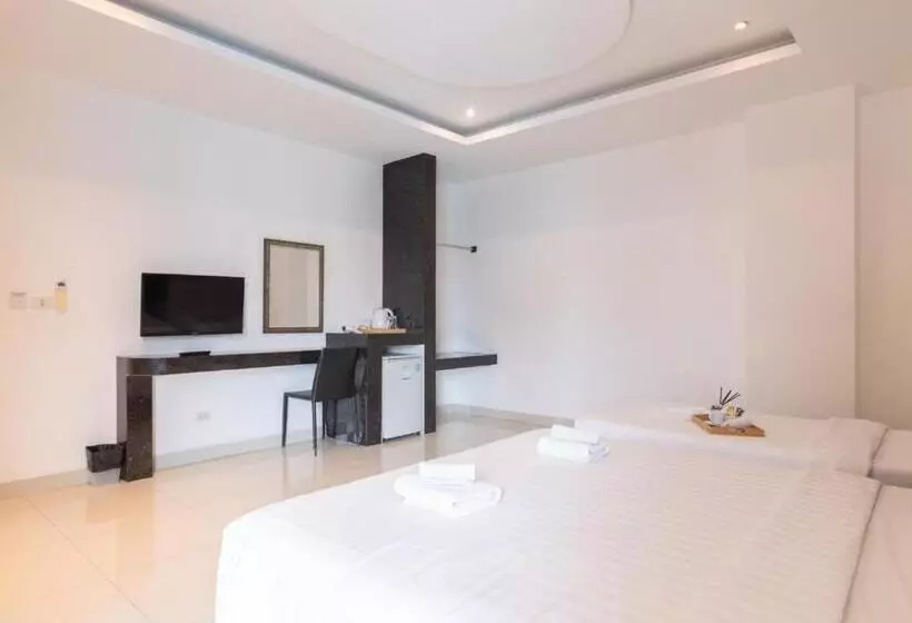 Hotelli Tribe Pattaya Sha Certificated
