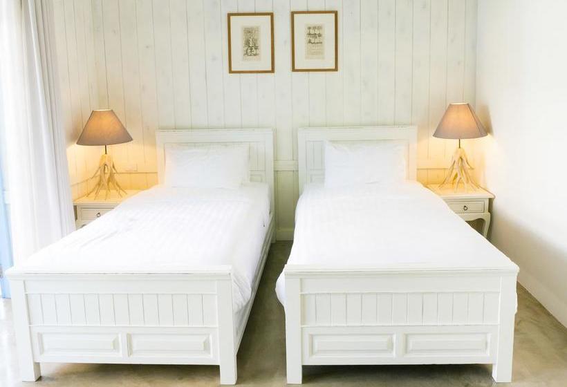 منتجع Pomelo Amphawa The Local Residence