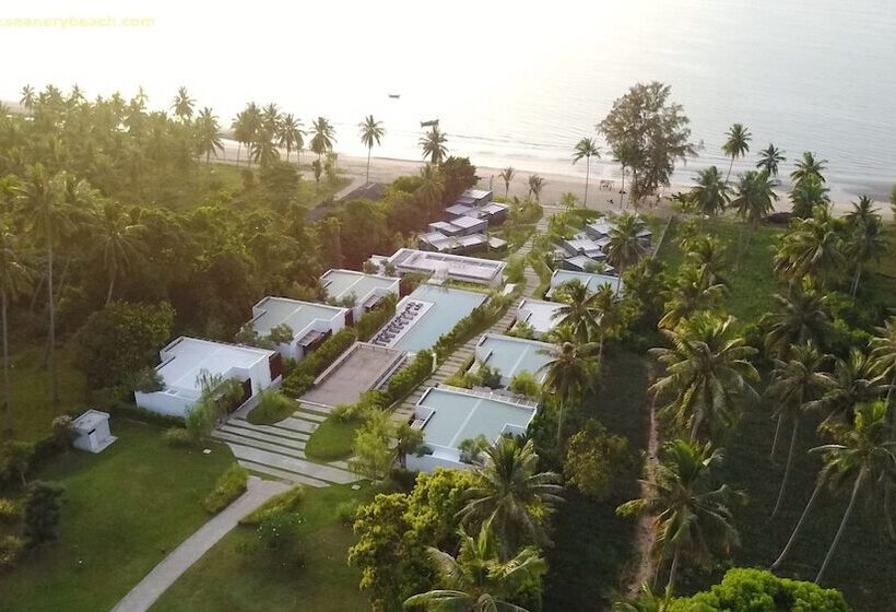 Seanery Beach Resort