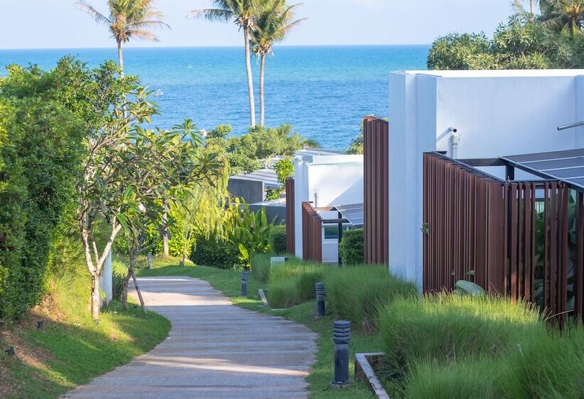 Seanery Beach Resort