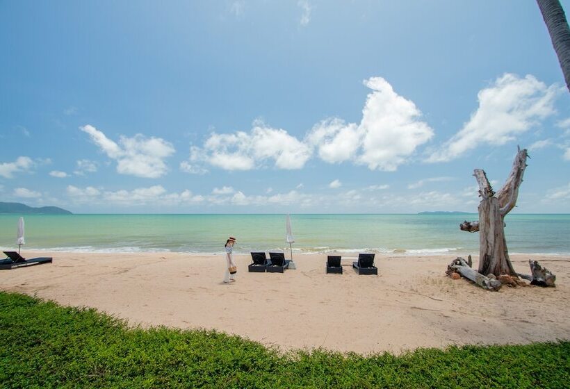 Seanery Beach Resort