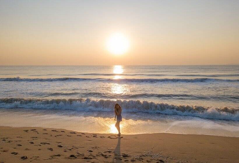 Seanery Beach Resort