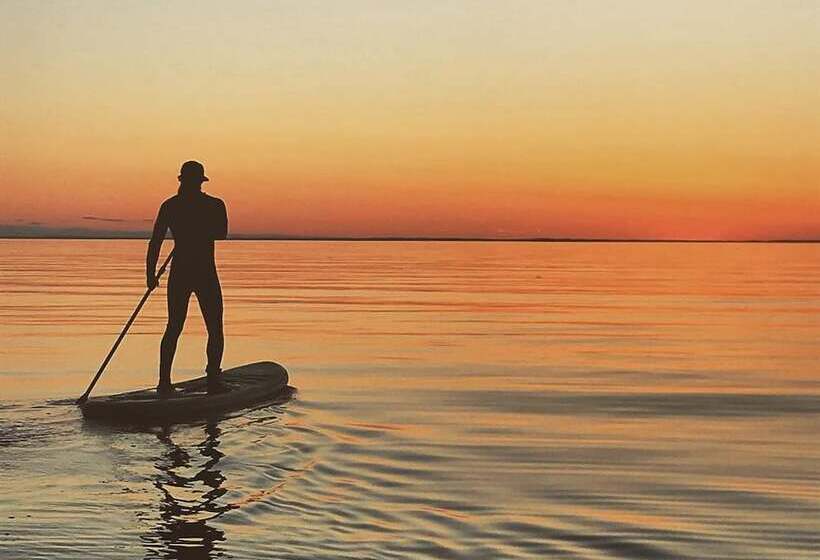 Hotelli Adang Island Resort