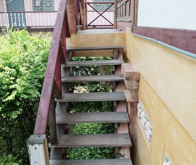 Отель Baan Eve Guesthouse