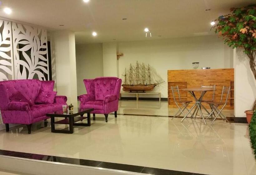 ホテル Bb Grand Residence