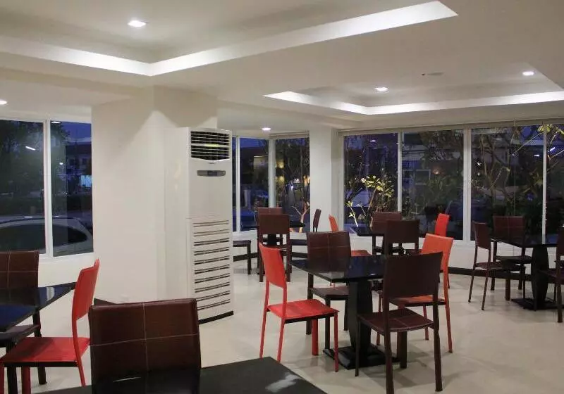 هتل Iyaris Boutique Resort