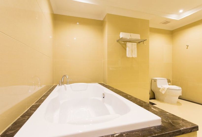 Hotelli Lk Crystal Ville