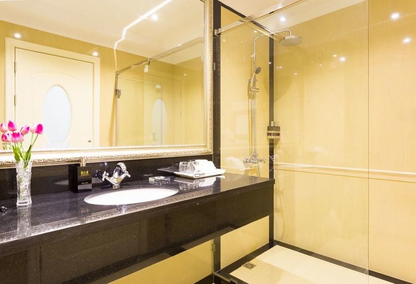 Hotelli Lk Crystal Ville