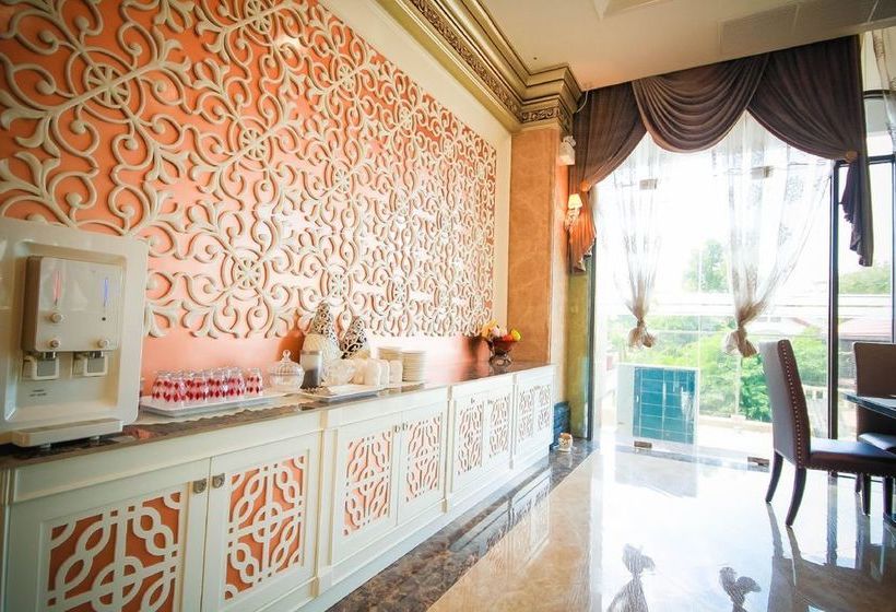 Hotelli Lk Crystal Ville