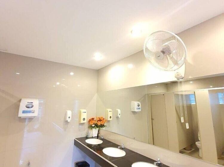 Отель Nongkhai Tavilla Resort And Convention Center