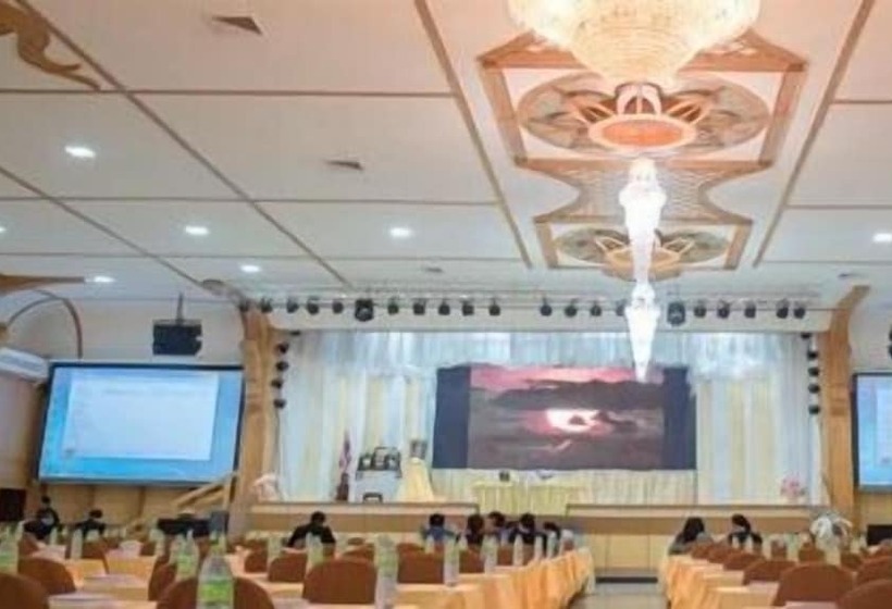 Отель Nongkhai Tavilla Resort And Convention Center