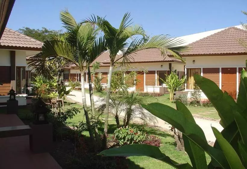ホテル Nongkhai Tavilla Resort And Convention Center