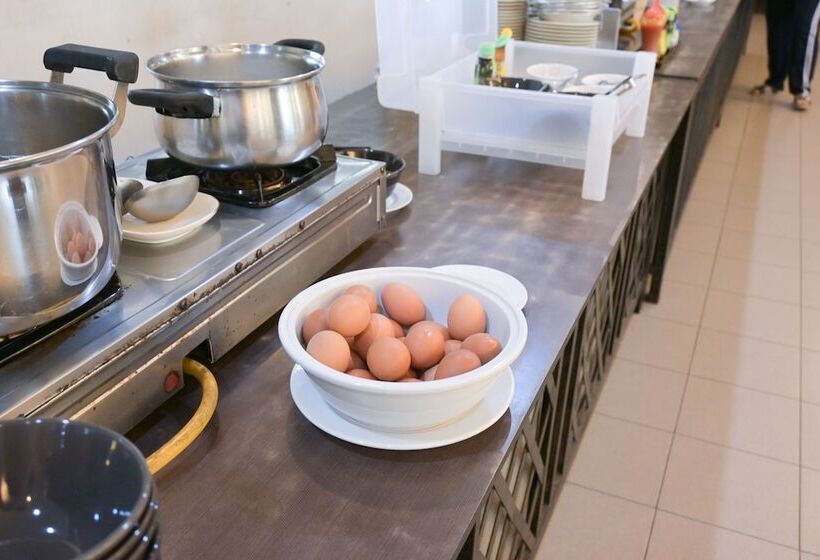 בית מלון כפרי Rattana Park