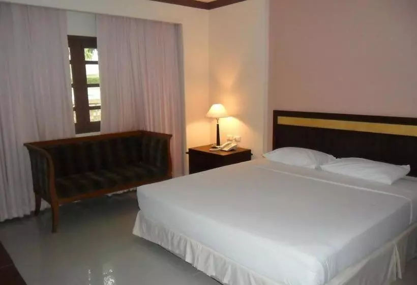 هتل Saraburi Inn