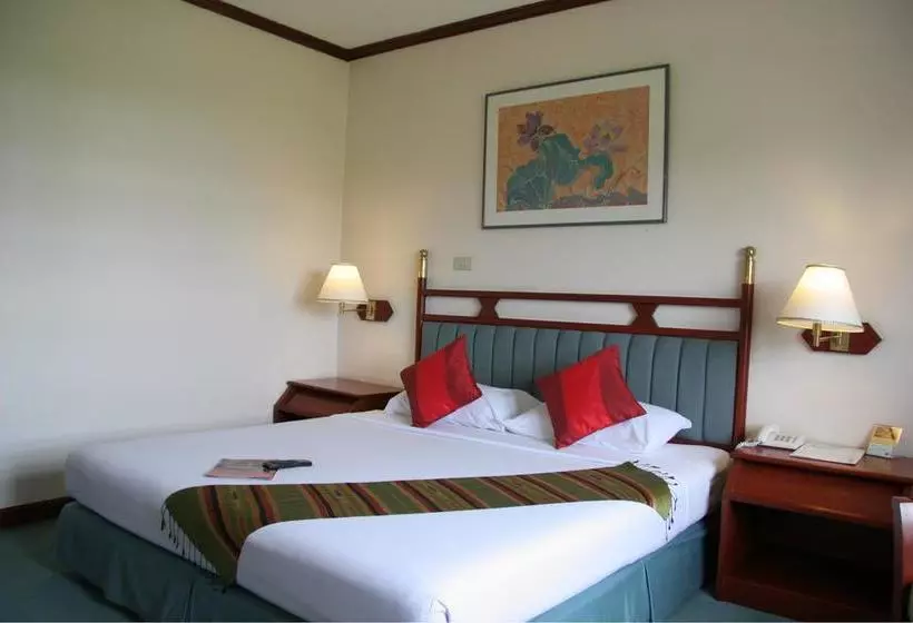 هتل Saraburi Inn