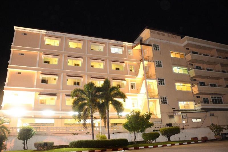 호텔 Submukda Phoomplace