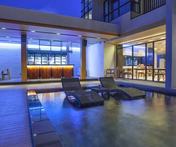 בית מלון כפרי The Zense Boutique