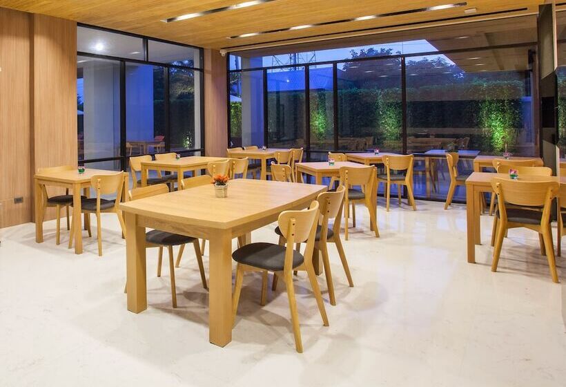 בית מלון כפרי The Zense Boutique