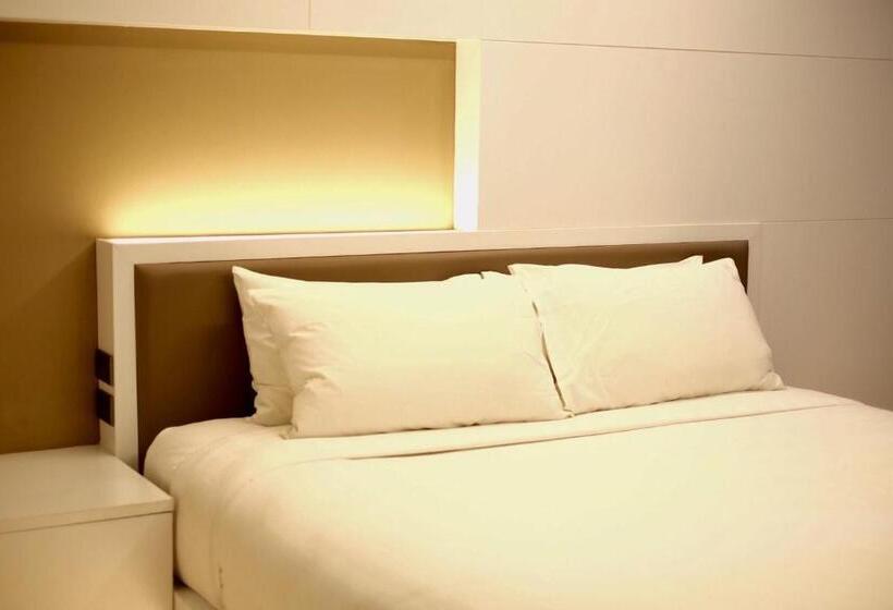 בית מלון כפרי The Zense Boutique