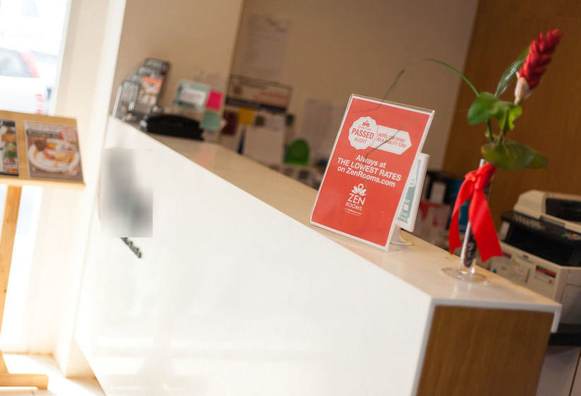 ホテル Zen Rooms Ladprao Soi 23