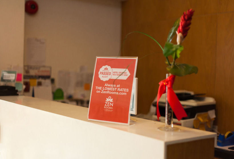ホテル Zen Rooms Ladprao Soi 23
